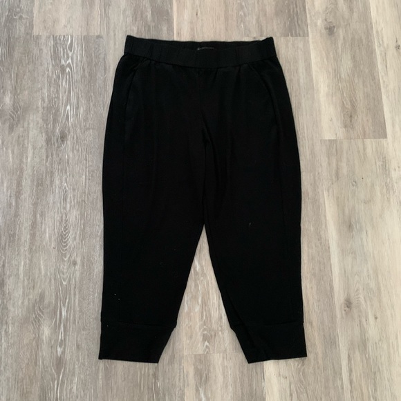 eileen fisher capri pants